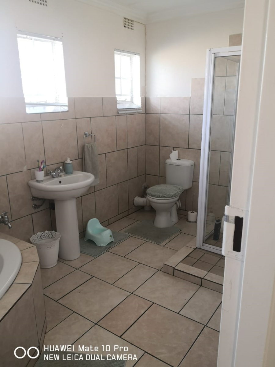 4 Bedroom Property for Sale in Vaalpark Free State